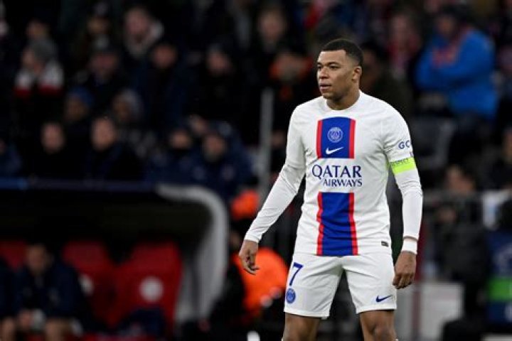 Kylian Mbappe new salary per week at PSG