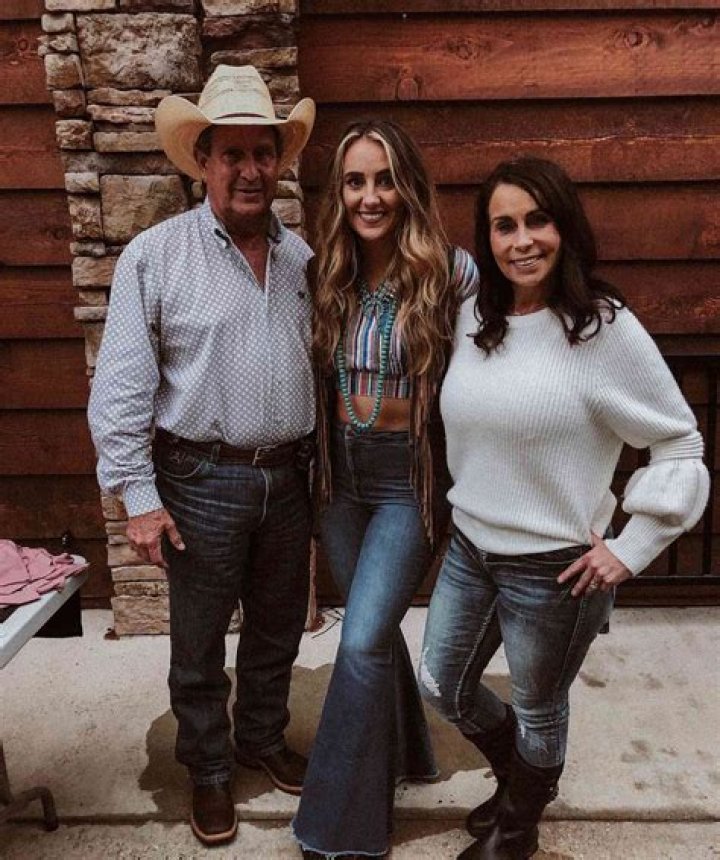 Lainey Wilson Parents: Who are Lainey Wilson’s Mother and Father?