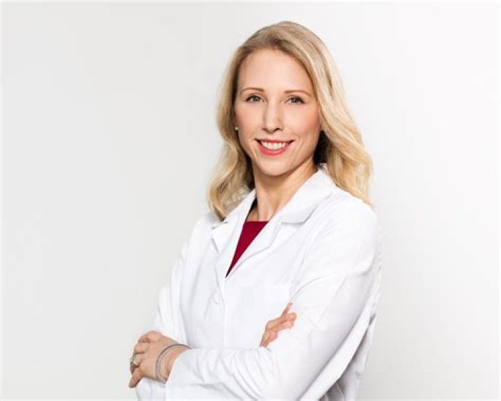 Dr. Laurel (Naversen) Geraghty, MD – Medford, OR