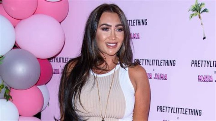 Lauren Goodger Announced Death Of Newborn Baby Girl Named Lorena