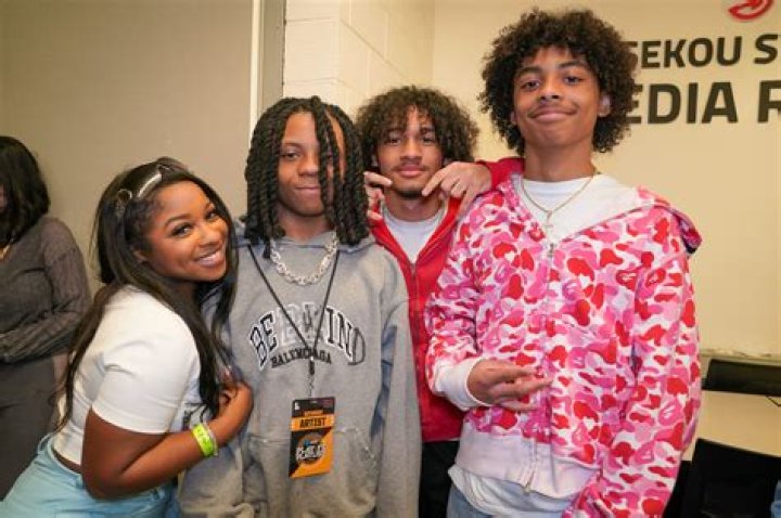 Lil Wayne’s Daughter, Reginae Carter, Made Lauren London And Nivea Smile With These Videos — And Mom Toya Johnson Is So Proud Of Her