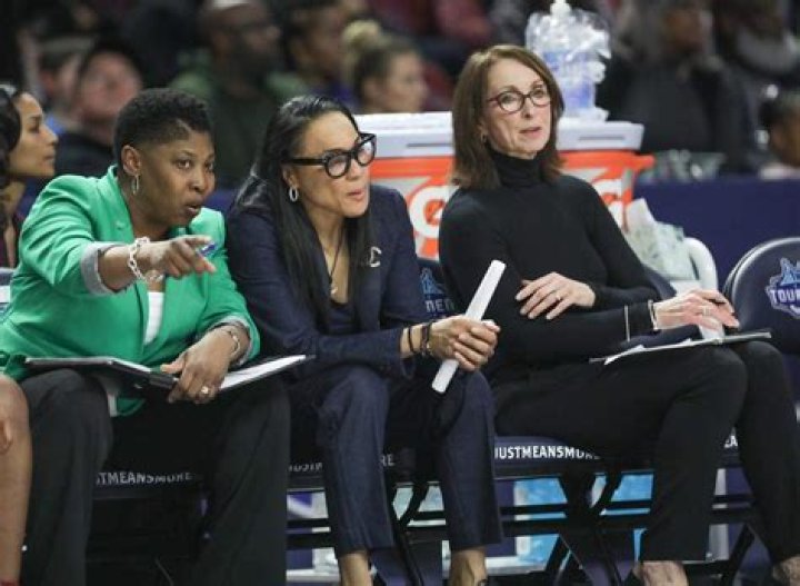 Lisa Boyer: Meet Dawn Staley partner