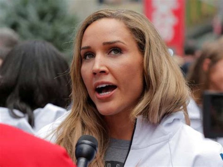 Lolo Jones Bio, Wikipedia, Net Worth, Dating, Boyfriend, Height