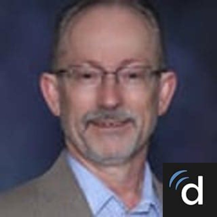 Dr. Lowell Searight, MD – Hiawatha, KS