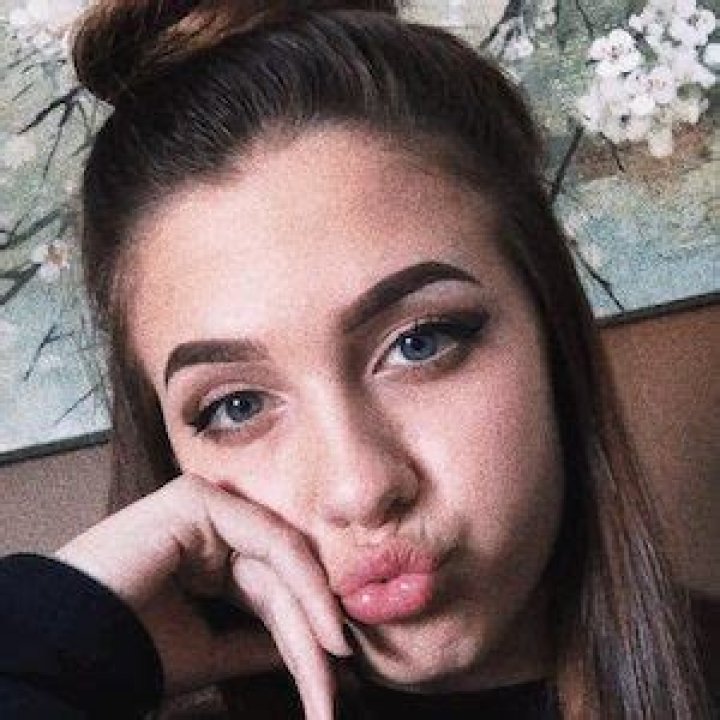 Maci Pope - Bio, Facts, Family Life of TikTok Star