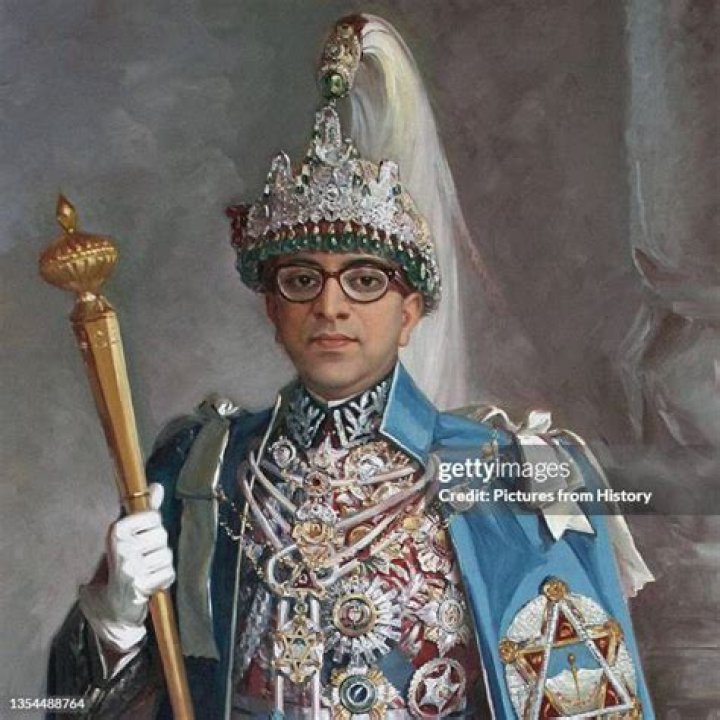 Mahendra Bir Bikram Shah Dev Biography