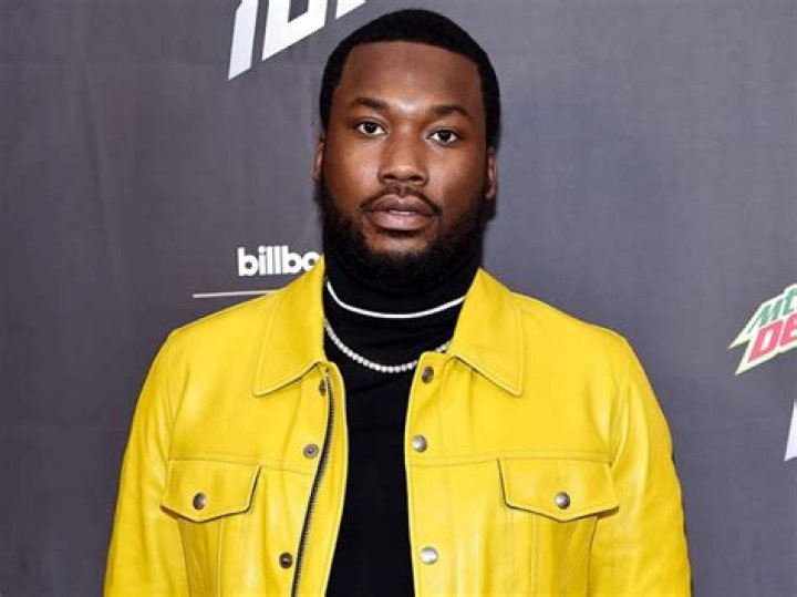 Meek Mill Finally Debuts His Stunning Pregnant Girlfriend, Milan Harris, On Instagram With This Viral Photo Days After Feuding With Nicki Minaj