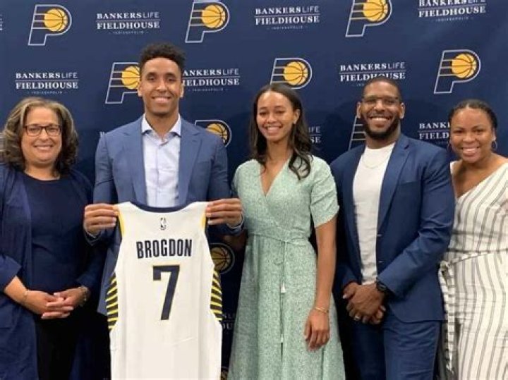 Meet Malcolm Brogdon Parents? Mom Jann Adams and Dad
