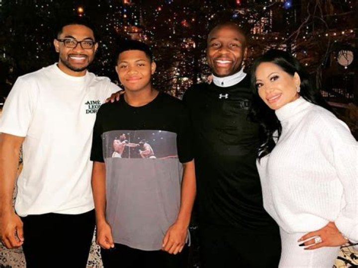 Meet Toni Belafonte Father On Instagram: Everything To Know About The Actress