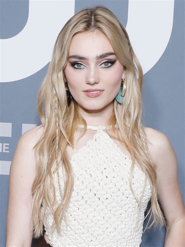 Meg Donnelly - Bio, Facts, Family Life of Actress