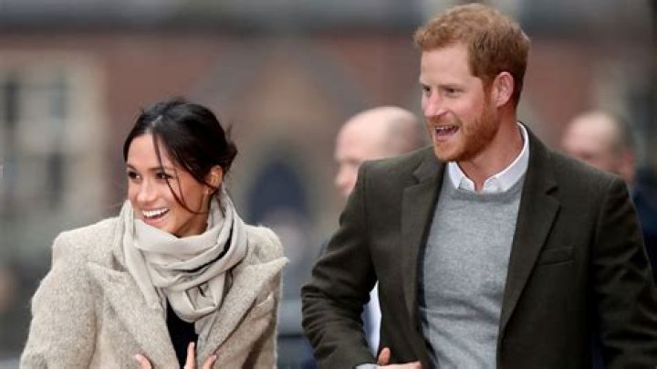 Meghan Markle Reportedly Hires A Birthing Partner And Prince Harry Gets ‘Coaching’ Lessons To Help During The Labor!