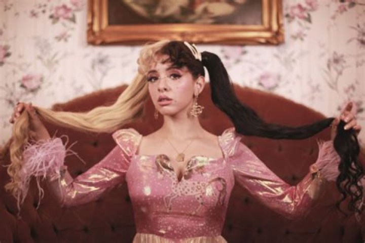 Melanie Martinez’s Fans Think About Her Weight Gain a Lot!