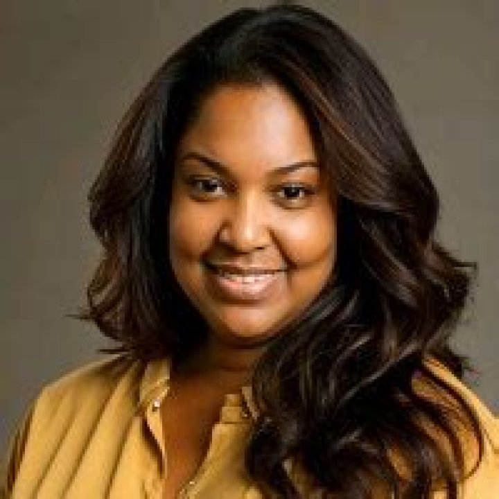 Dr. Mia Debarros, MD – Tacoma, WA