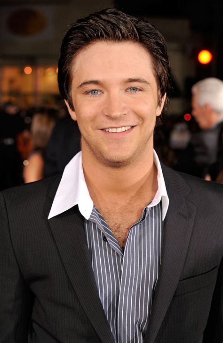 Michael Welch Net Worth