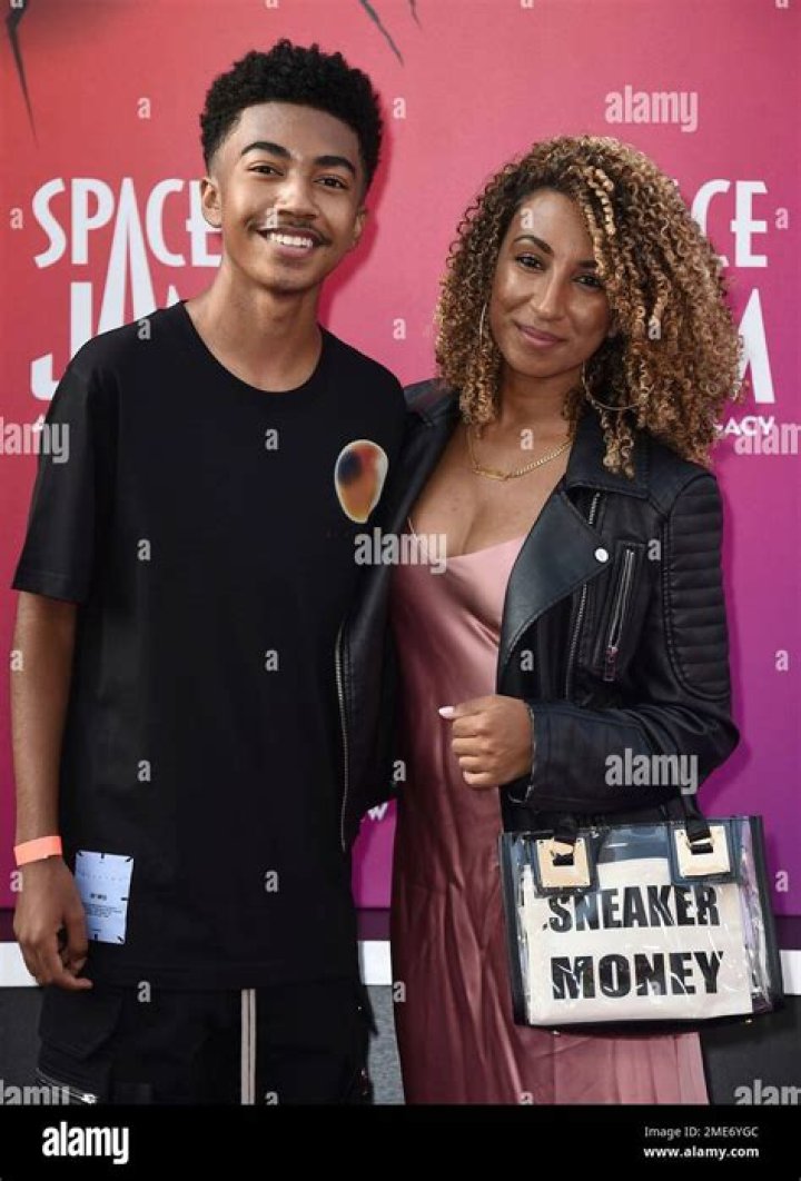 Miles Brown: Girlfriend, net worth, tattoos, smoking & body facts