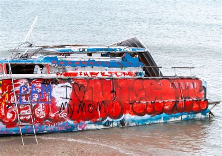 Missing Bryan Jackson Update: Bryan Jackson of Chicago Was last seen on a boat in lake Michigan