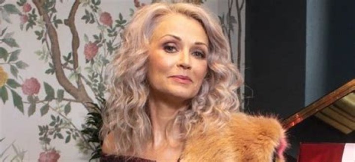 Model Kathy Jacobs Biography, Wiki, Age, Husband, Daughter, Height, Net Worth, Family, Reddit, Sports Illustrated, Instagram