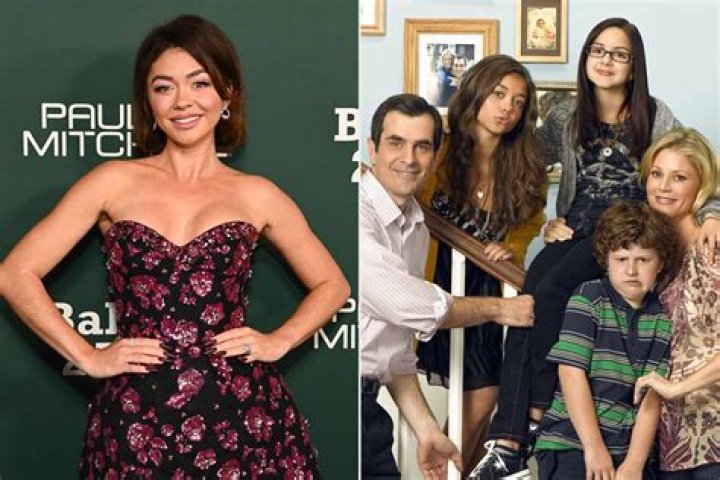 ‘Modern Family’ Star Sarah Hyland Looks Amazing And Tanned In Bikini Photo On Instagram