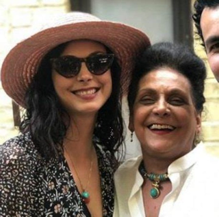 Morena Baccarin parents: Vera Setta, Fernando Baccarin