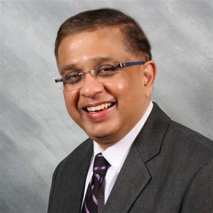 Dr. Mukesh Lathia, MD – Bay City, MI