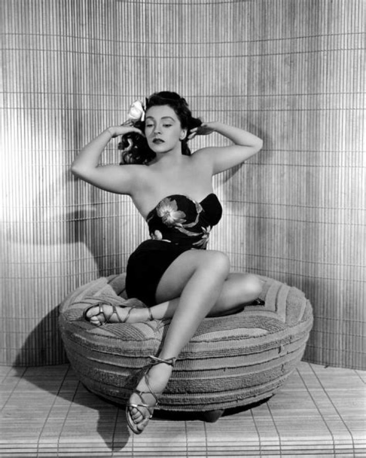 Nancy Kelly Biography - Childhood, Life Achievements & Timeline