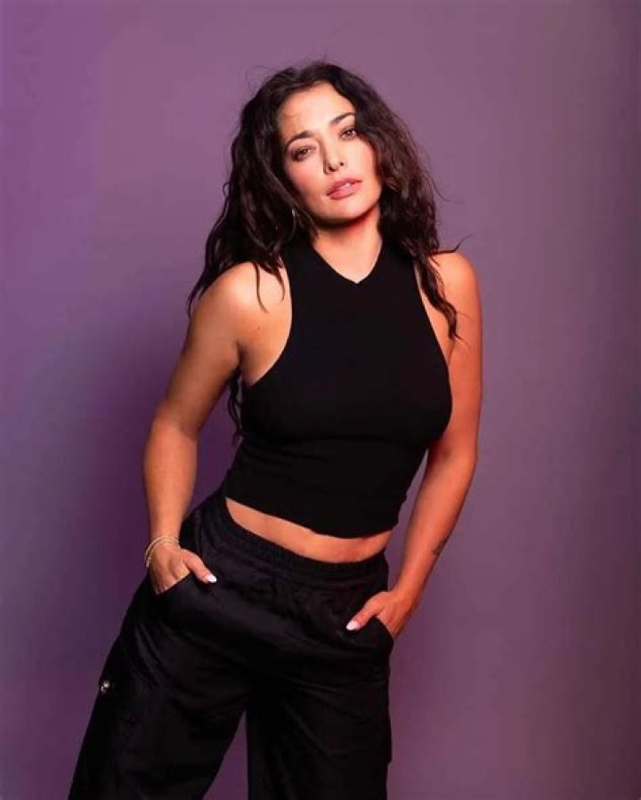Natalie Martinez Bra Size, Age, Weight, Height, Measurements