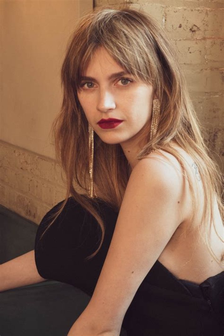 Nell Tiger Free Age, Wiki, Boyfriend, Parents, Net Worth, Height & More