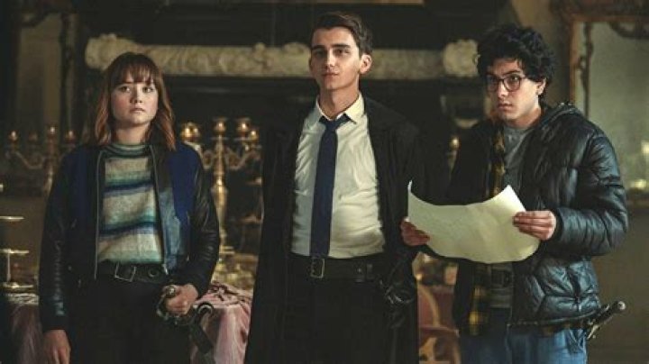 Netflix’s announcement of new shows is met with despair as viewers campaign for the renewal of a fan favorite