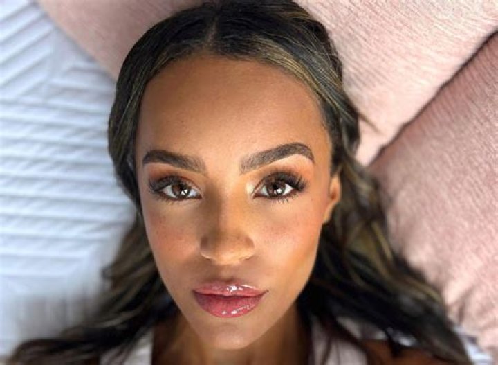 Bachelor in Paradise's Serene Russell Shares Swimsuit Photo of "Theme Color This Summer"