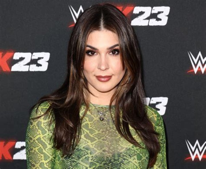 Cathy Kelley in Bathing Suit is "Nice" — Celebwell