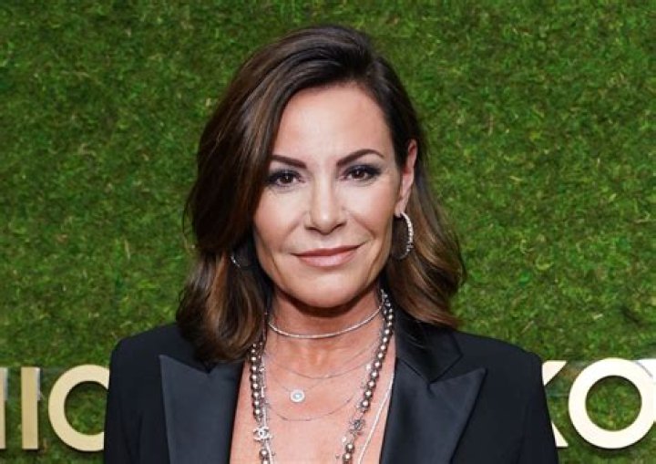 Luann de Lesseps in Bathing Suit Enjoys a “Sun-Day” — Celebwell