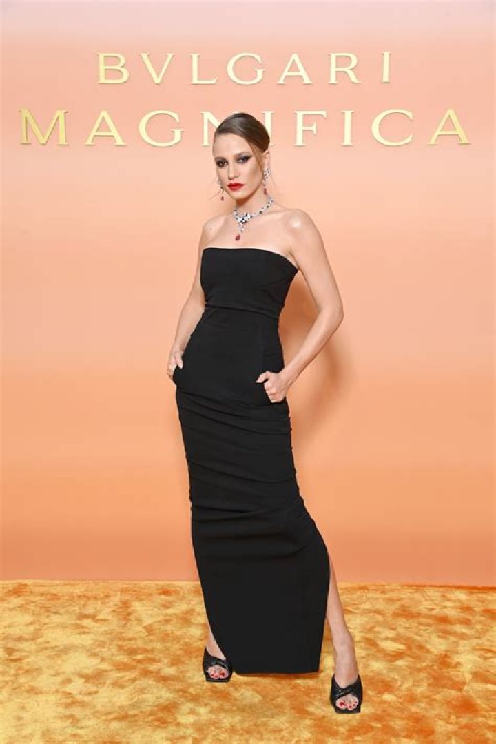 Serenay Sarıkaya in Bathing Suit Makes a Splash — Celebwell