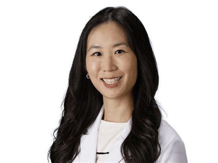 Dr. Nguyen (Dung) Young, MD – Elizabethtown, KY