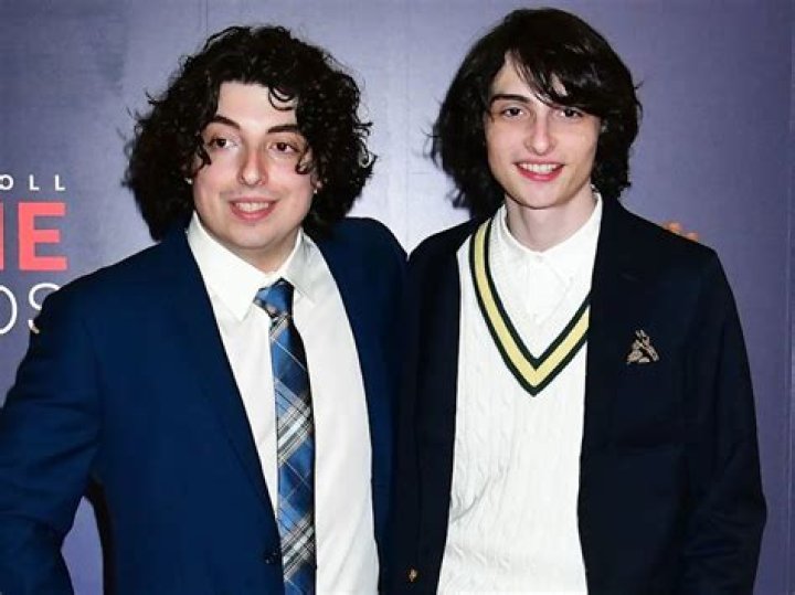Nick Wolfhard Girlfriend, Edad, Parents, Who is Finn Wolfhard’s Brother Dating? Wiki, Biography