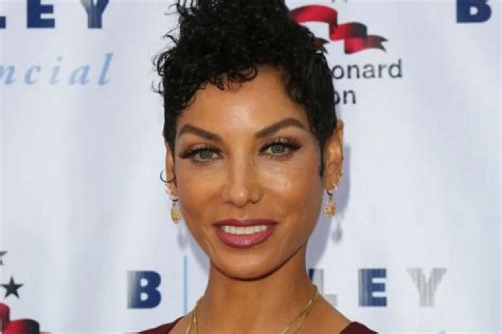 Nicole Murphy Mourns The Death Of Her Mother Ellen
