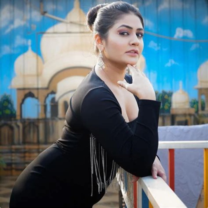 
Nidhi Nagori Height, Weight, Net Worth, Age, Birthday, Wikipedia, Who, Nationality, Biography 