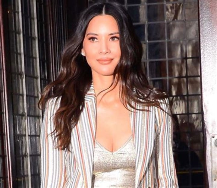 Olivia Munn Takes On Fashion Blogs And Supporters Say It Was A Brave And Necessary Move