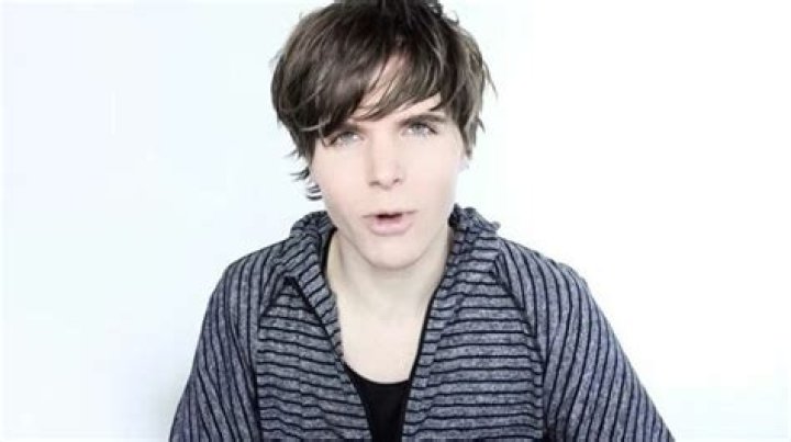 Onision Height, Weight, Net Worth, Age, Birthday, Wikipedia, Who, Nationality, Biography