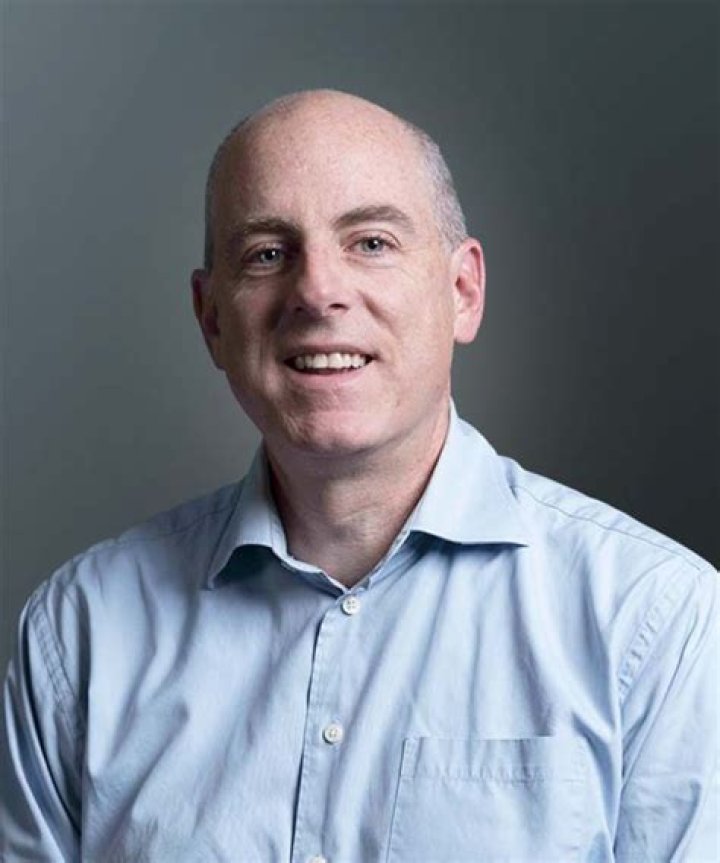 Paul Scott Biography - Childhood, Life Achievements & Timeline