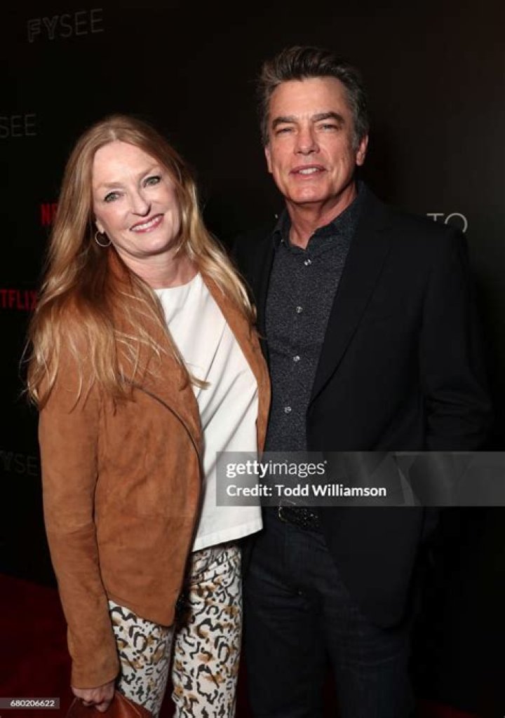 Paula Harwood (Peter Gallagher’s wife) Age, Wiki, Married, Kids, Height, Bio