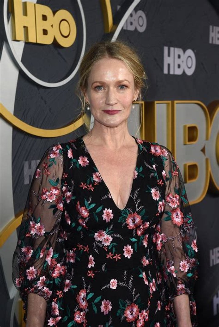 Paula Malcomson - Bio, Facts, Family Life of Northern Irish Actress