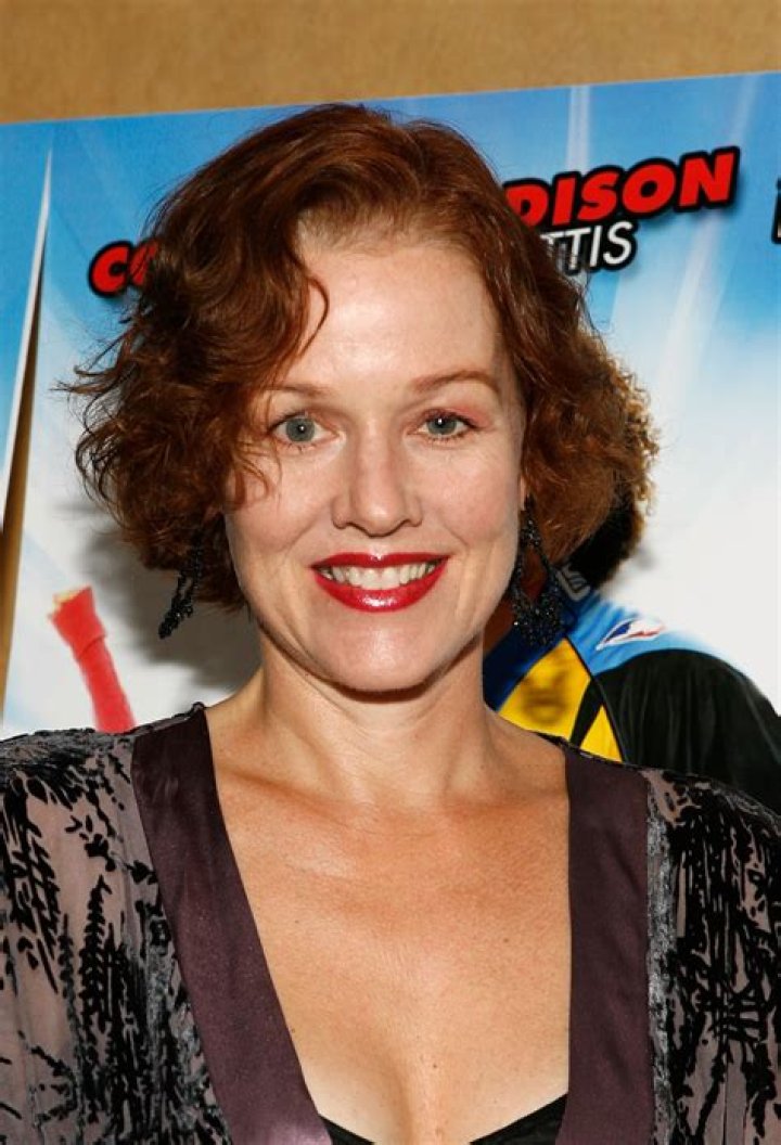 Penelope Ann Miller career earnings, salary and net worth