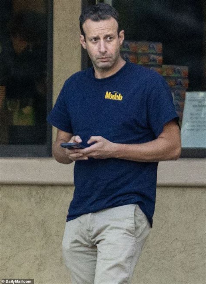 Quinn Gallagher Wiki, Age, Girlfriend, Wife, Kids, Net Worth and More