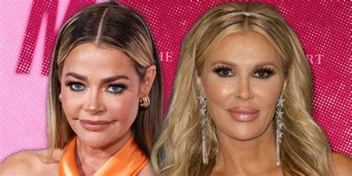 RHOBH – Brandi Glanville Kisses Mystery Woman In Twitter Post, And Fans Think They Have It Figured Out