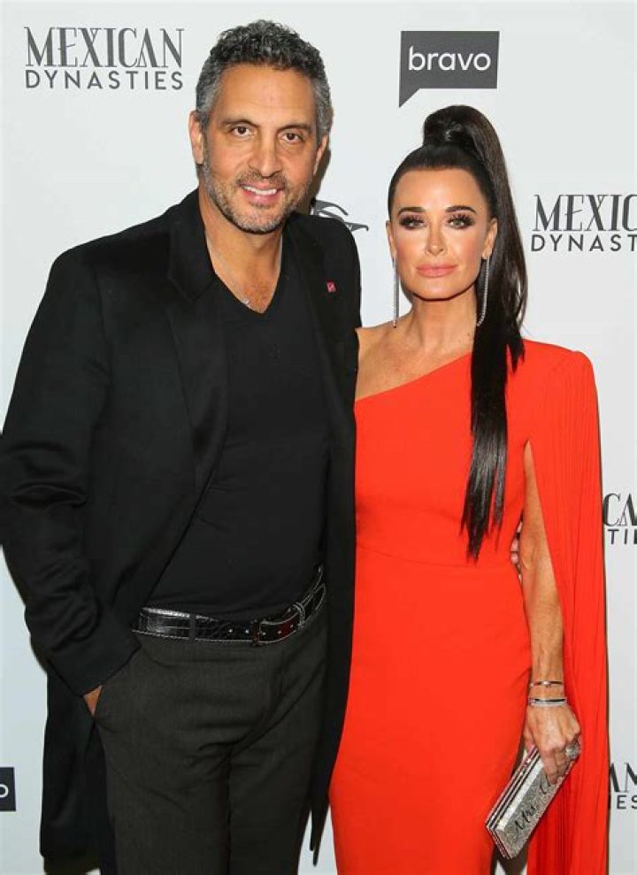 RHOBH Kyle Richards’ Husband Mauricio Umansky Sued For Fraud Over $32 Million Mansion Deal