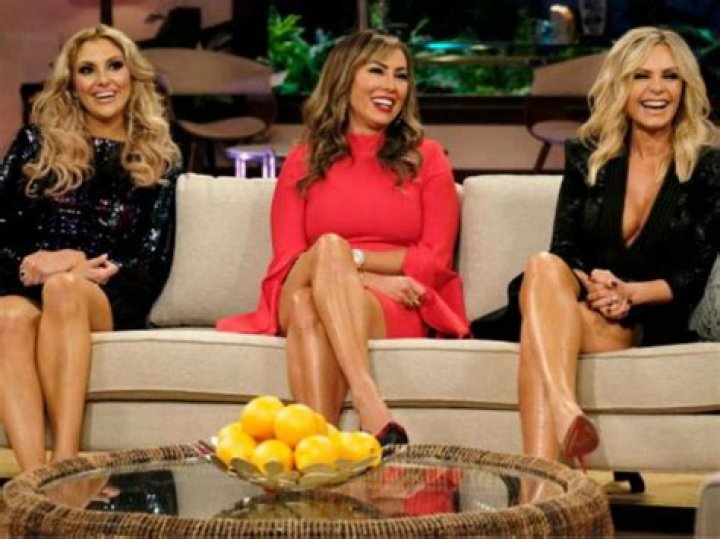 RHOC: Season 14 Teases New Cast Member Braunwyn Windham-Burke, Vicki Gunvalson As A ‘Friend’ And Explosive Drama