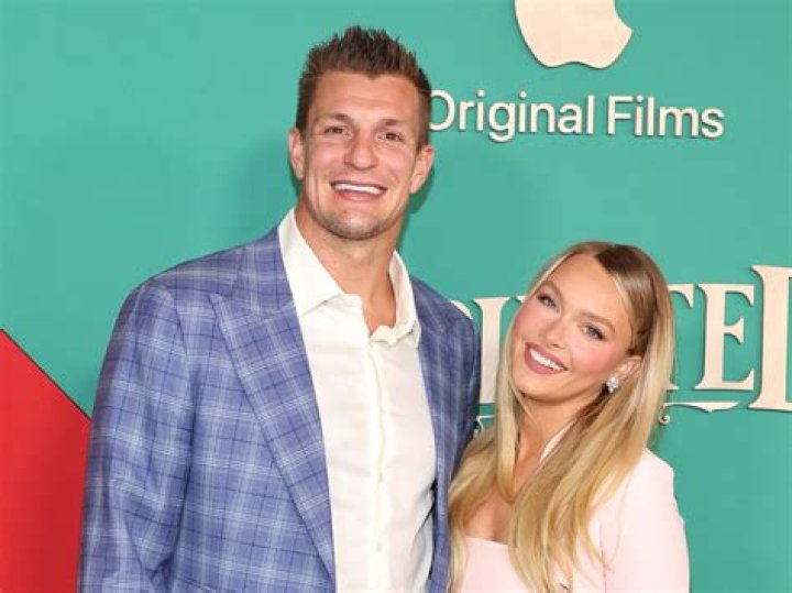 Rob Gronkowski girlfriend: Is Rob Gronkowski engaged?