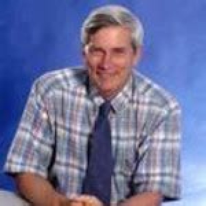 Dr. Robert Snead, MD – Bangor, ME