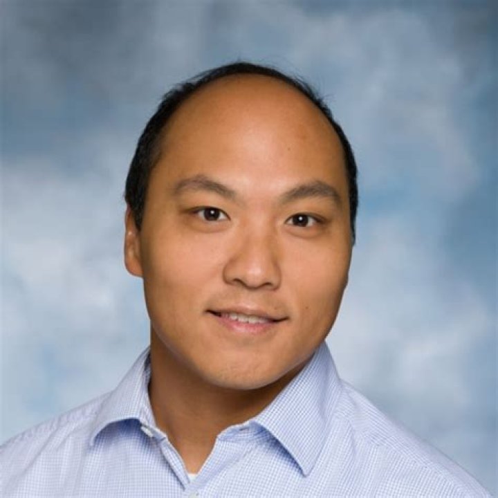 Dr. Roger Cheng, MD – Arlington, CA