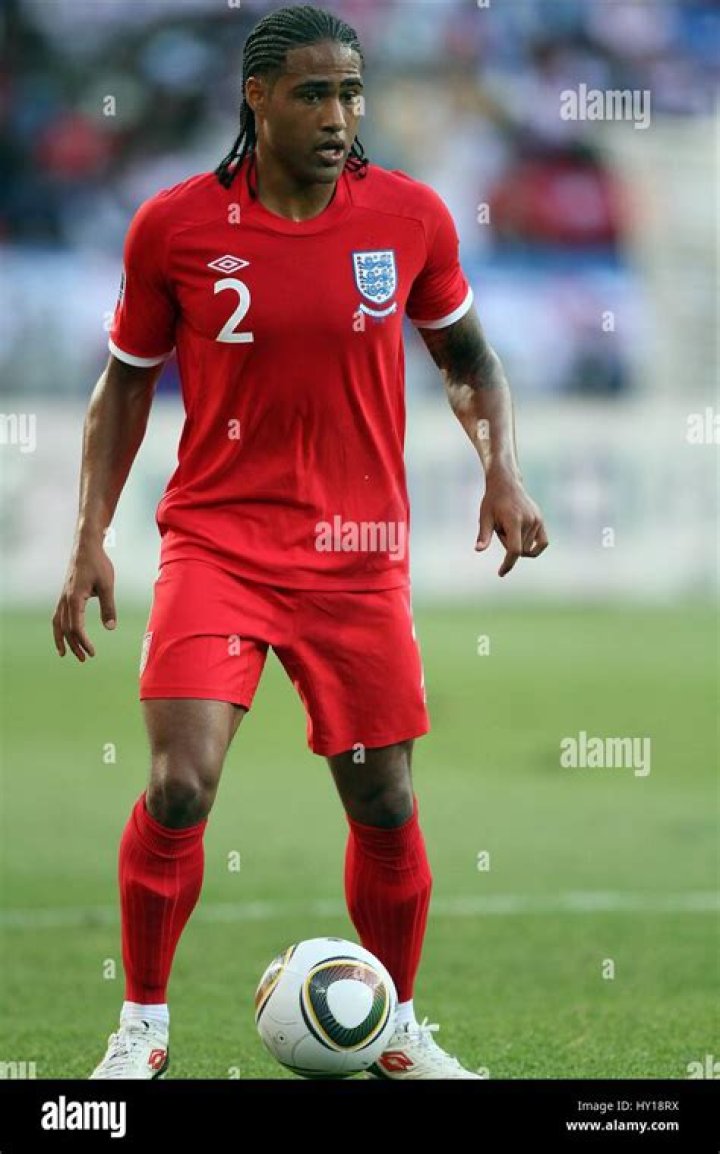 Ross Johnson (English footballer)’s biography, net worth, fact, career, awards and life story